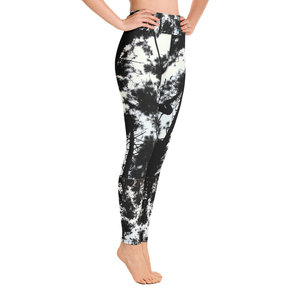 all-over-print-yoga-leggings-black-white-alpine-air-gym-leggings-workout-streetwear-wickedyo11